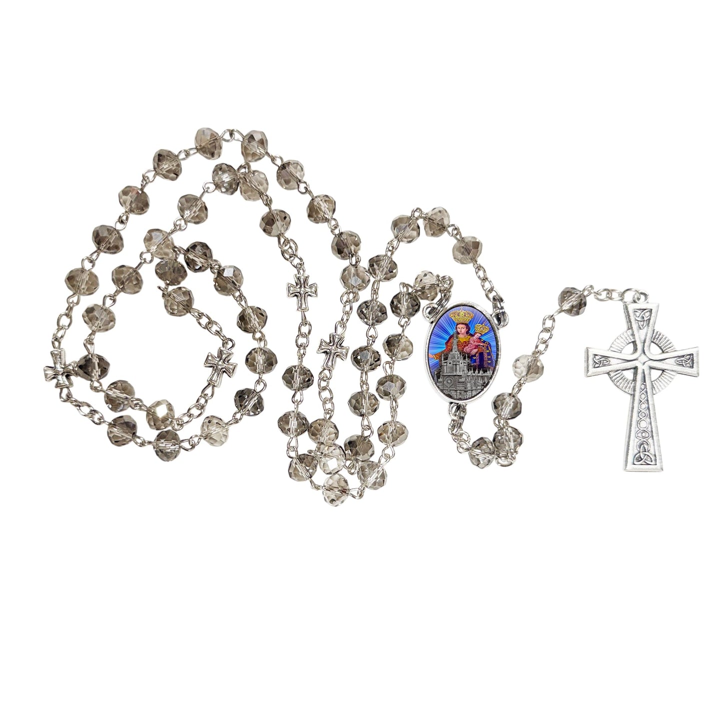 Nuestra Senora de Las Lajas Rosario artesanal de cristal de cuarzo ahumado con crucifijo bañado en plata y centro con imagen a color – crucifijos por Padre Nuestros y postal de rezo EN ESPANOL