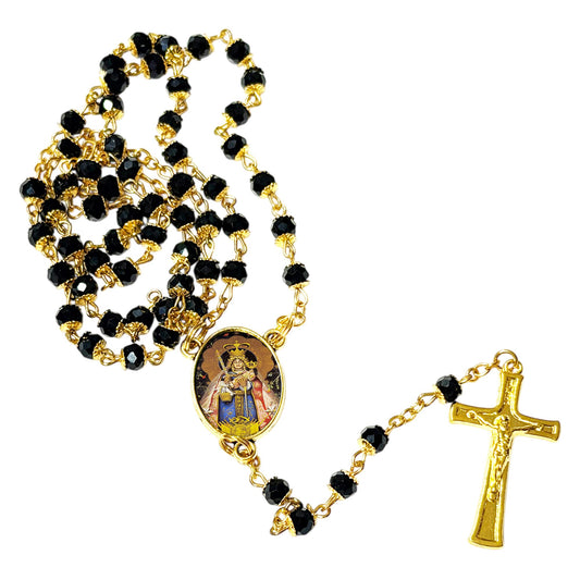 Virgen de Copacabana La Coyeta Patron of Bolivia Rosario artesanal con cuentas de cuarzo negro azabache con coronita crucifijo y detalles enchapados en oro centro cabochon con imagen a color y postal EN ESPANOL