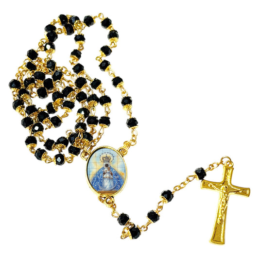 Virgen de Regla Reina del Mar Rosario Artesanal con cuentas de cuarzo negro azabache con coronita crucifijo y detalles enchapados en oro centro cabochon con imagen a color y postal de rezo